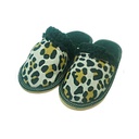 [40937] PANTUFLA ESTAMPADA CON CORDERITO 37-38