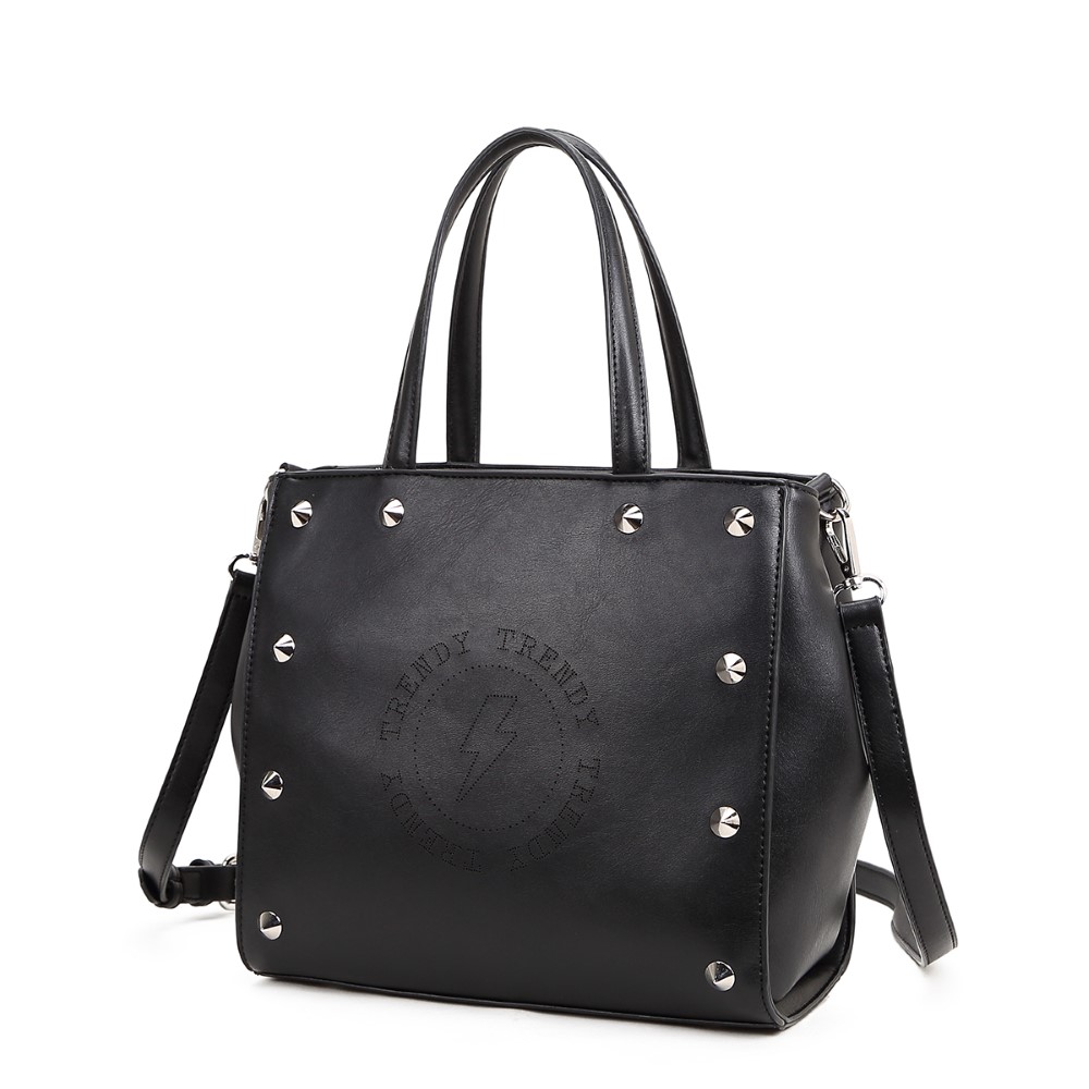 CARTERA CON TACHAS FRONTALES