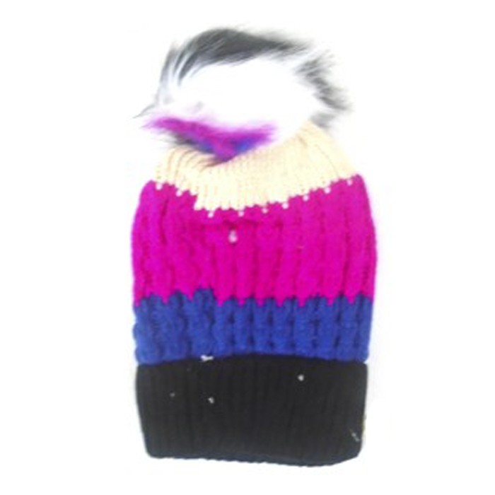 [17181] GORRO DE LANA RAYADO CON INTERIOR PLUSH Y POMPON MULTICOLOR