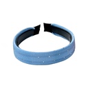 VINCHA C/ PUNTOS EN STRASS. RIGIDA. LISA