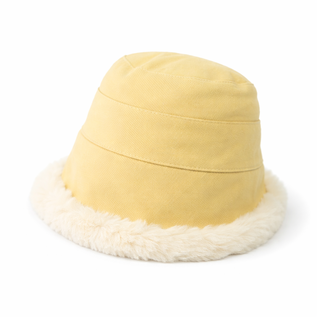 GORRO CON INTERIOR Y BORDE DE PIEL 35X20CM