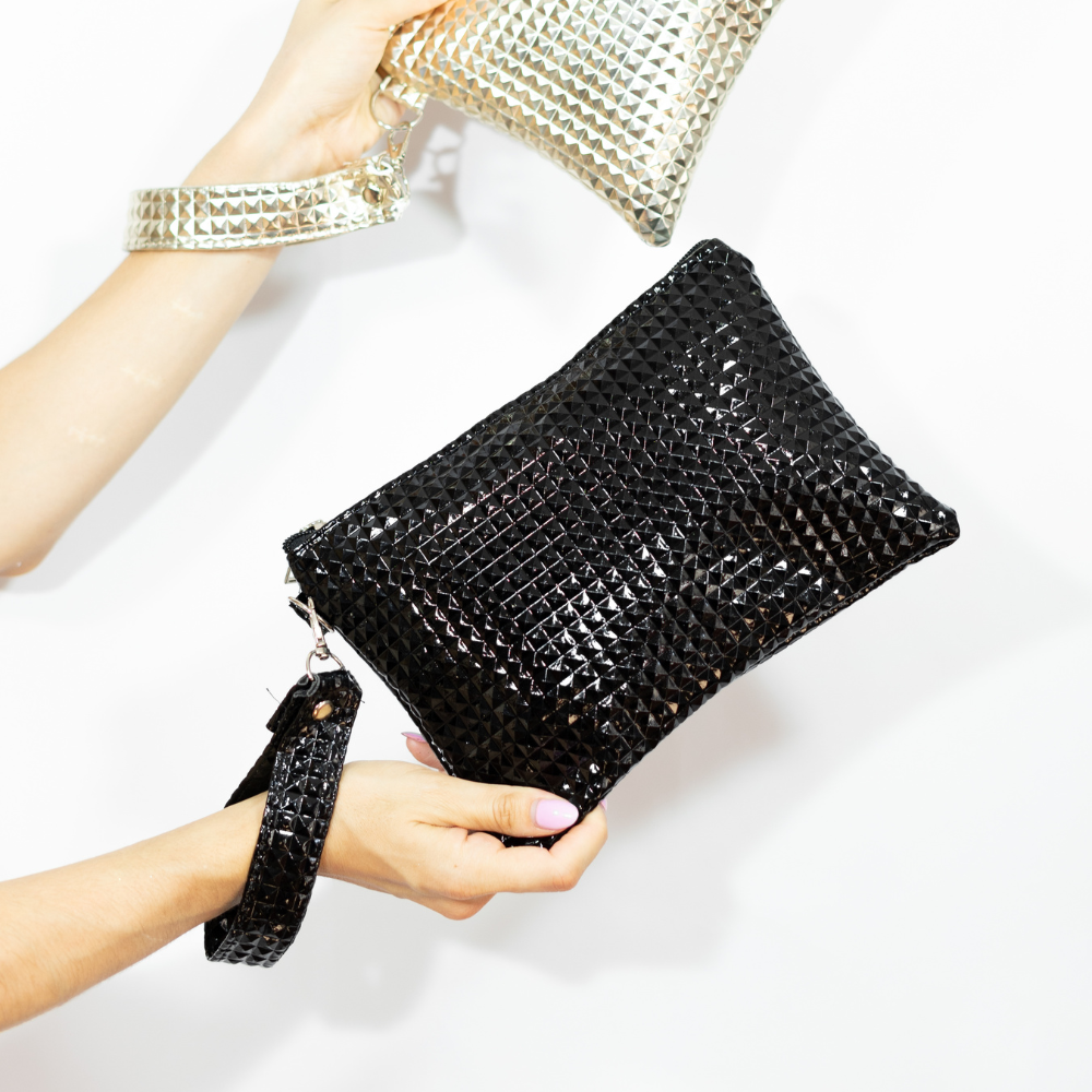 SOBRE GRABADO LLAVERO TACHAS