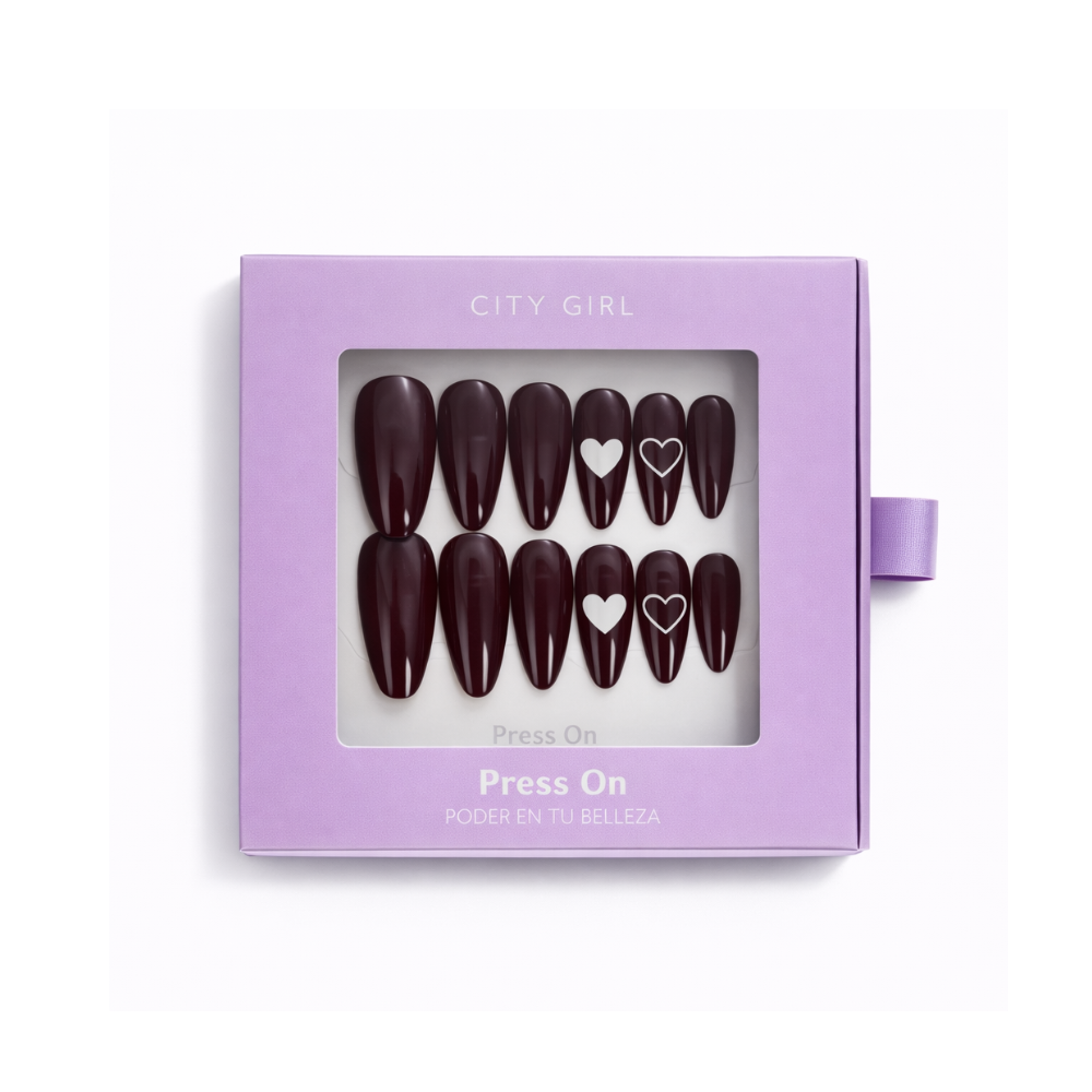 UÑAS PRESS ON ALEMNDRA CORAZON