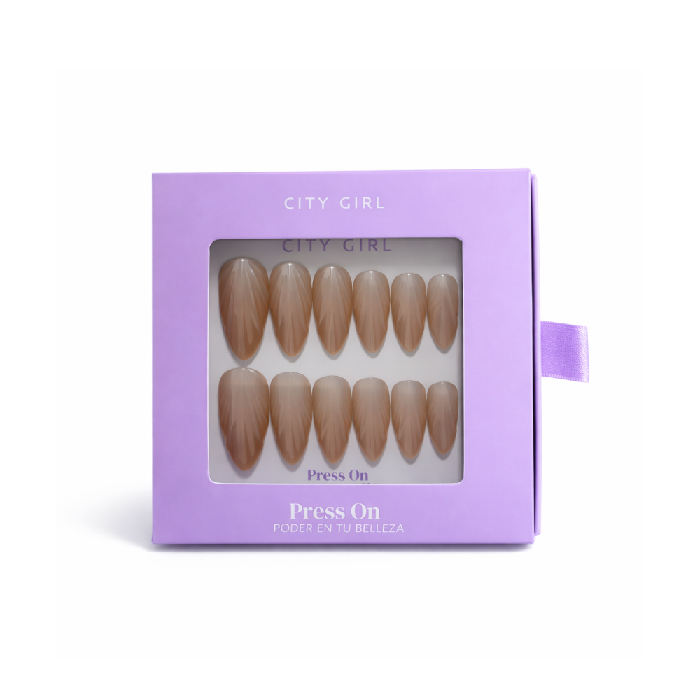 UÑAS PRESS ON ALMENDRA CON RELIEVE