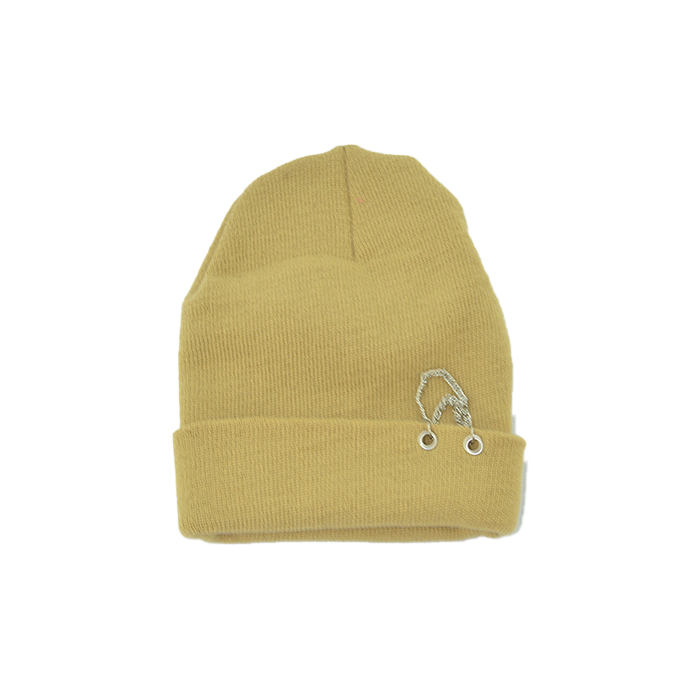 GORRO ROCKY CON CADENA