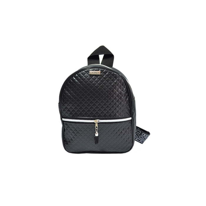 MOCHILA MATELASE EN SIMIL CUERO Y CORREA SUBLIMADA