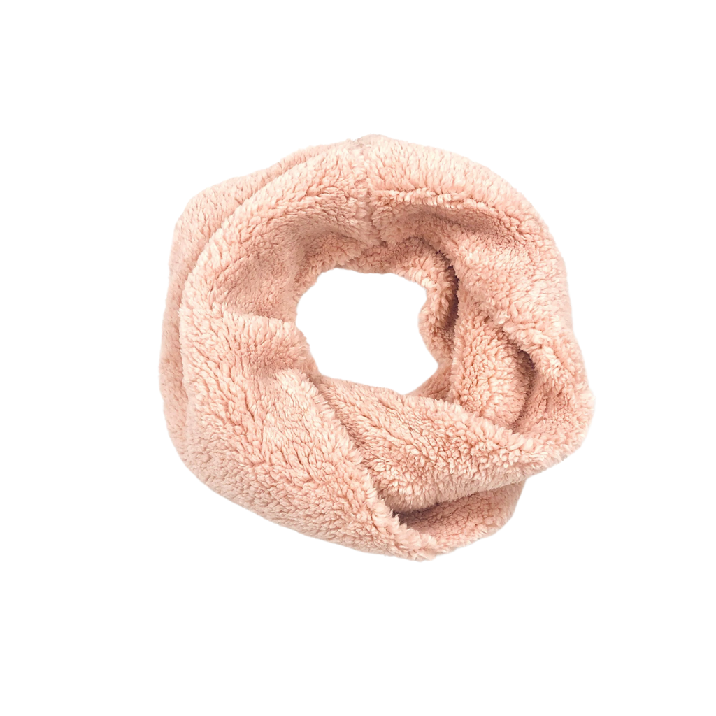 CUELLO PIEL 28CM X 38CM