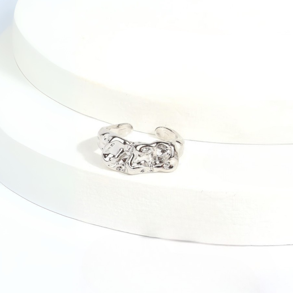 ANILLO CON FORMA