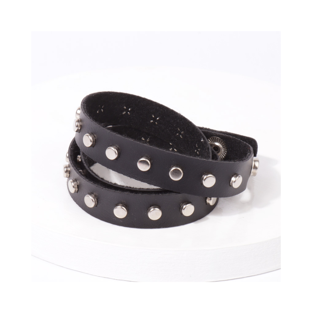 BRAZALETE CON TACHAS