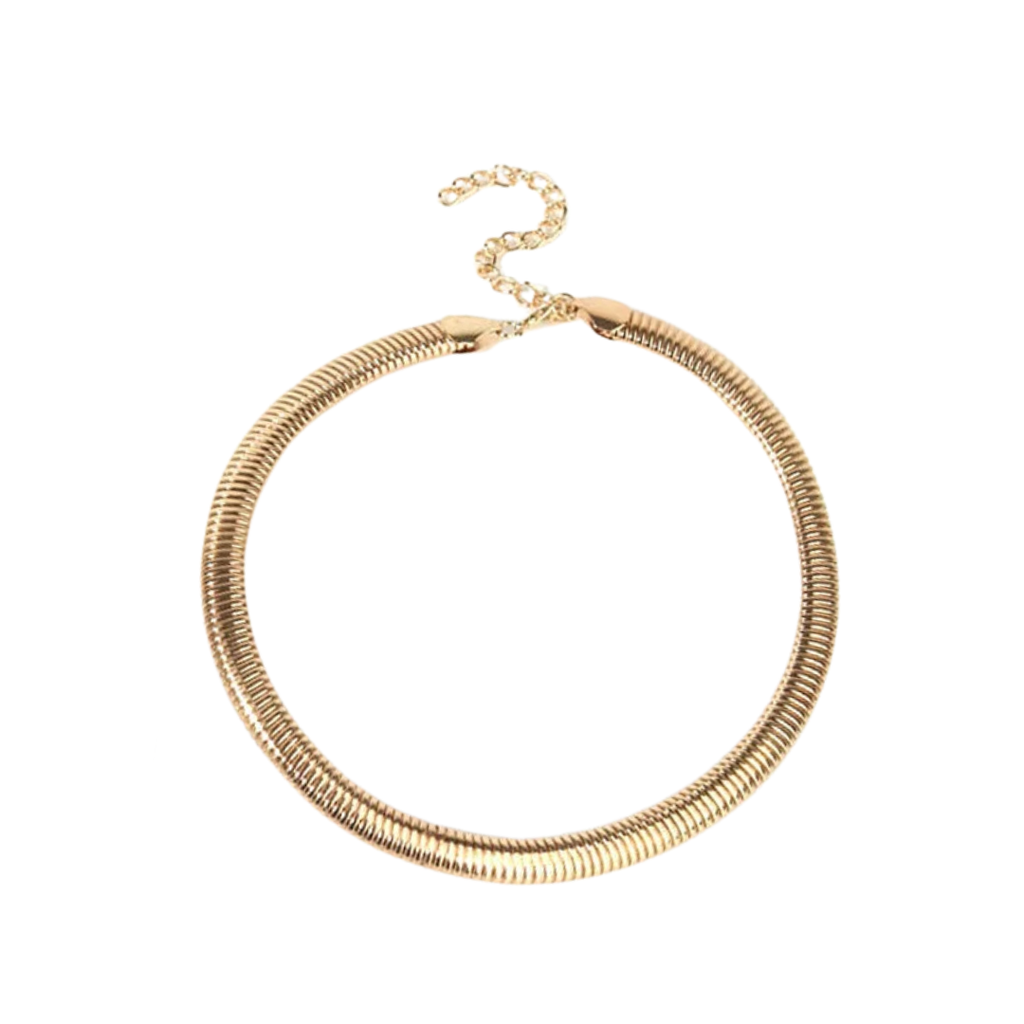 COLLAR CON RELIEVE
