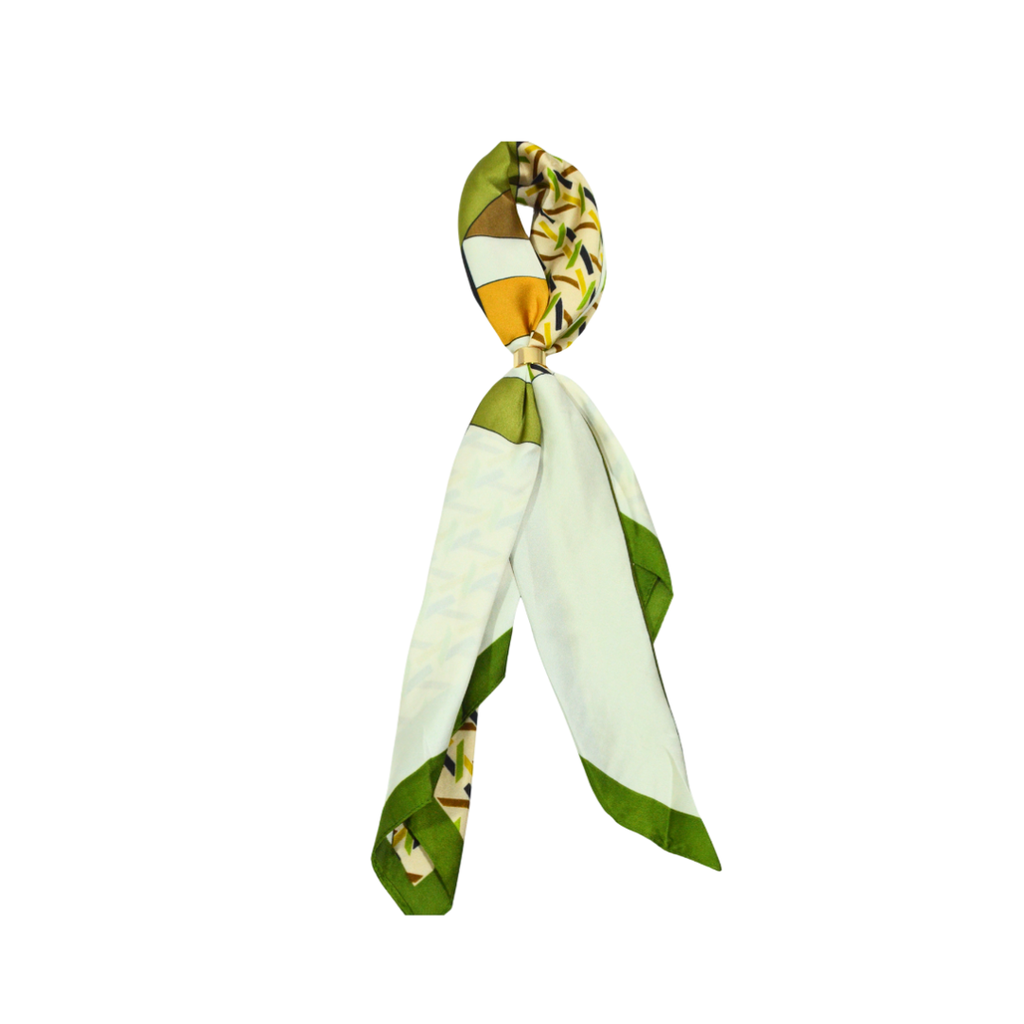 PAÑUELO DE SEDA ESTAMPADO CON ANILLO