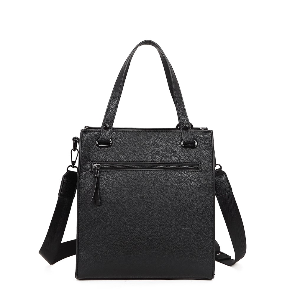 CARTERA CUADRADA CON CHARM