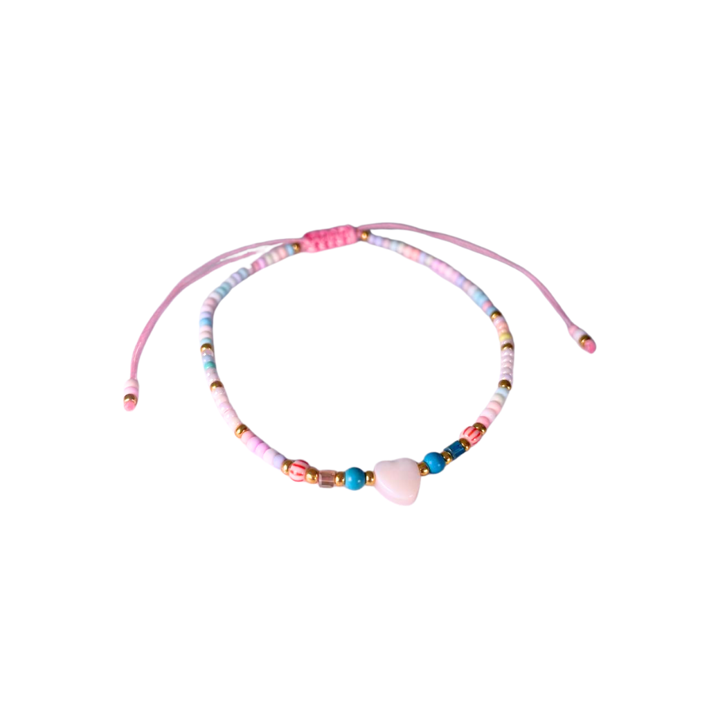 PULSERA DE HILO REGULABLE DIJE CORAZON