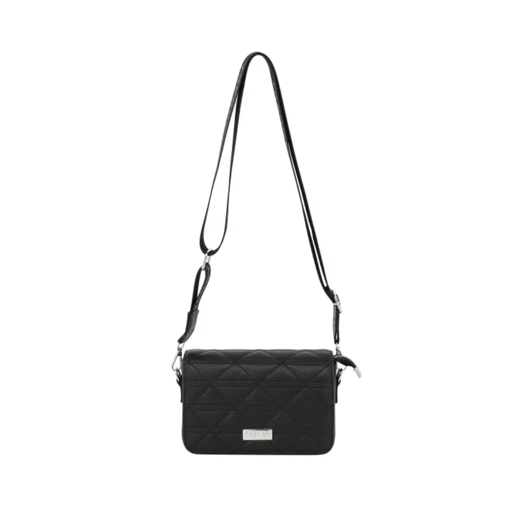 CARTERA CON APLIQUE FRONTAL TRENDY