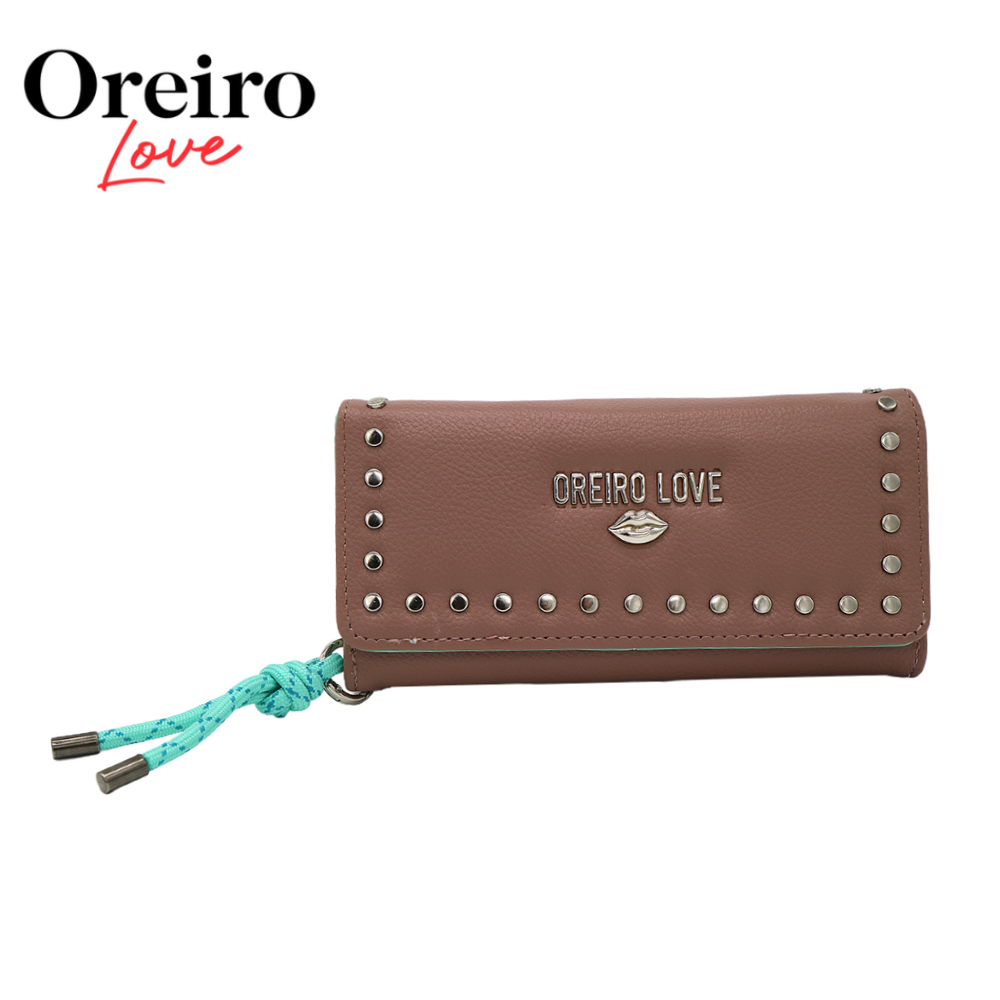 BILLETERA TACHAS Y APLIQUE OREIRO LOVE